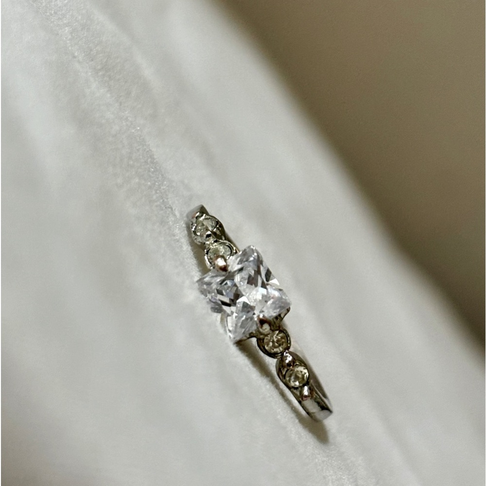 Swarovski Bridal Style Rings size 7.75